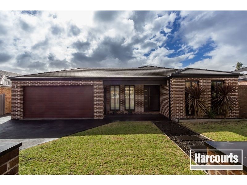 25 Bronson Circuit, Cranbourne North VIC 3977