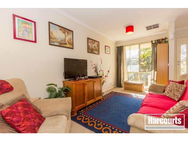 9 Weathertop Way, Cranbourne East VIC 3977