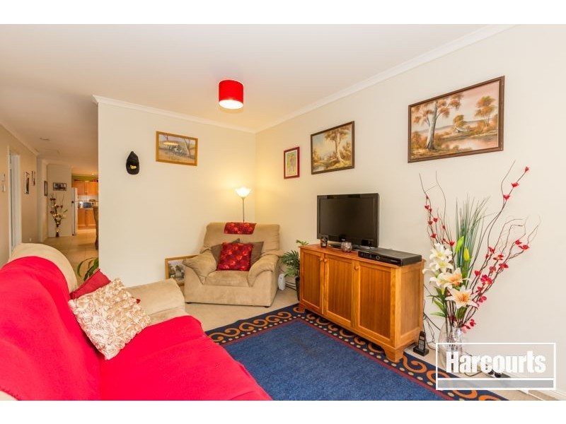 9 Weathertop Way, Cranbourne East VIC 3977