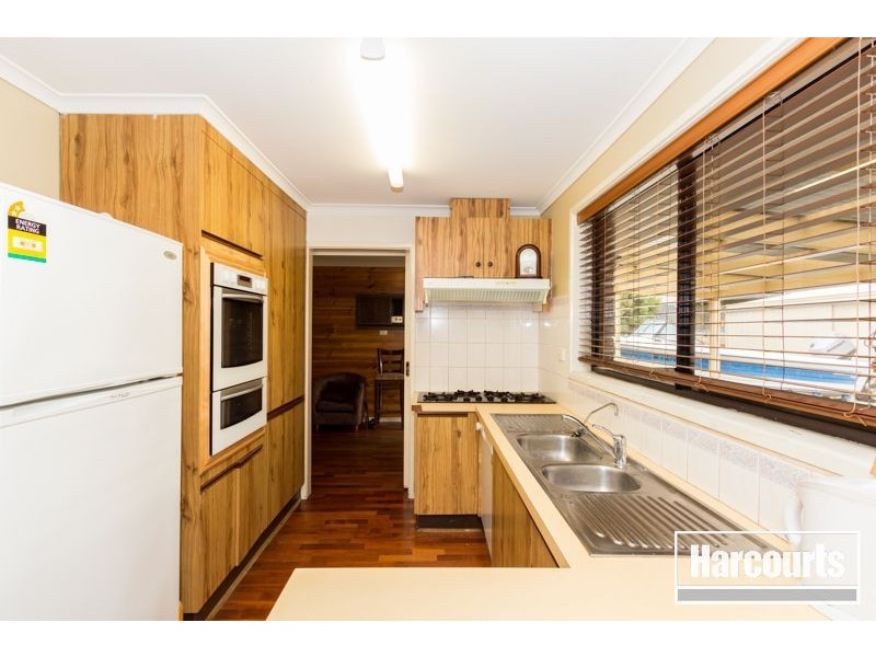 3 Gillespie Court, Cranbourne North VIC 3977