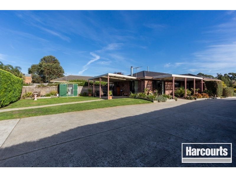 30 James Street, Lang Lang VIC 3984