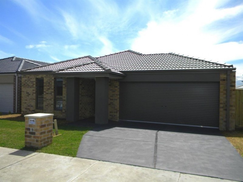 Lot 1944 Wagner Close, Cranbourne East VIC 3977
