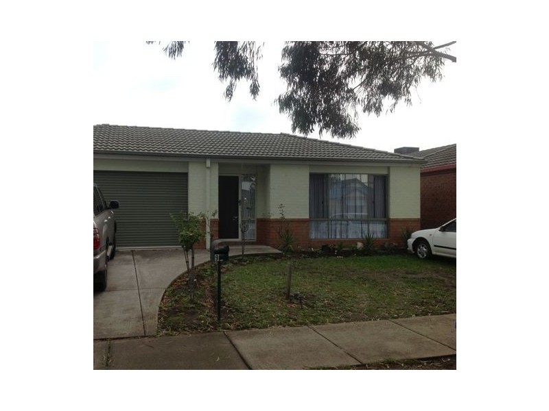 9 Masterton Place, Cranbourne East VIC 3977