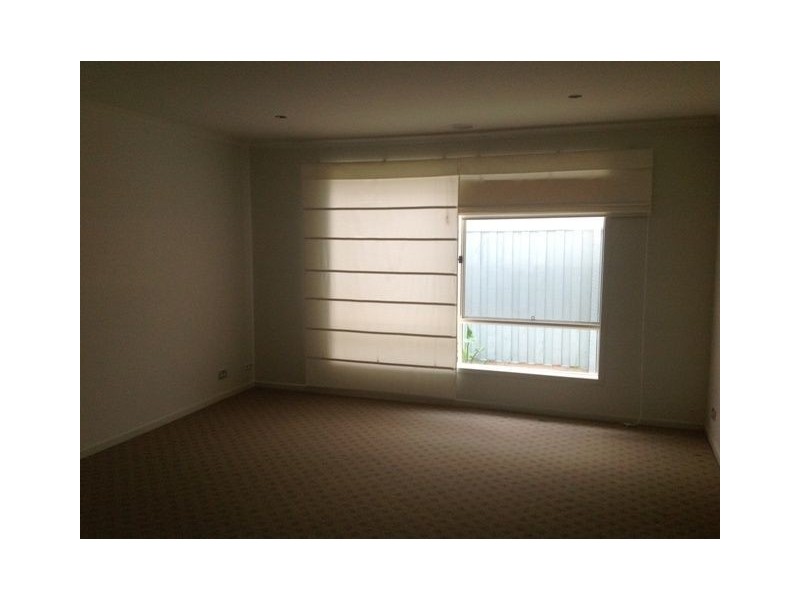 128 Boland Drive, Lyndhurst VIC 3975