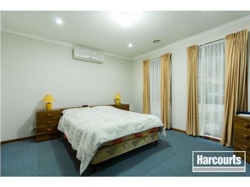 9 Diosma Court, Cranbourne North VIC 3977