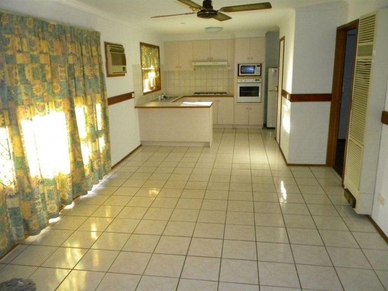 3 Bates Street, Cranbourne VIC 3977