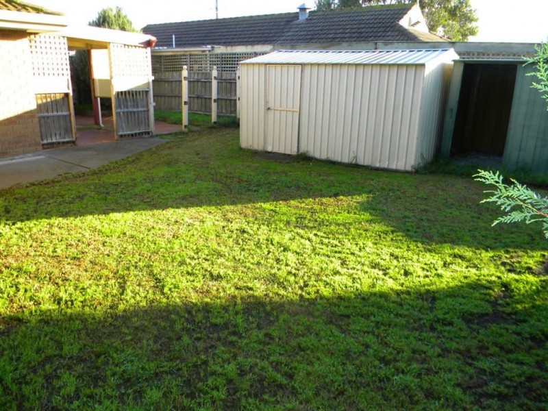 3 Bates Street, Cranbourne VIC 3977