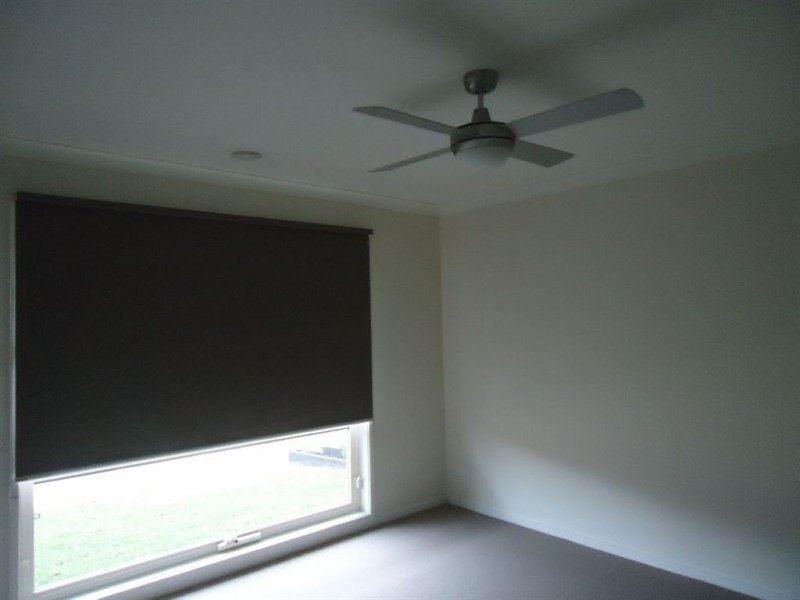 4 Galileo Way, Cranbourne West VIC 3977