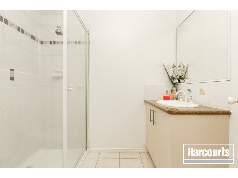 19 Fishburn Place, Cranbourne West VIC 3977