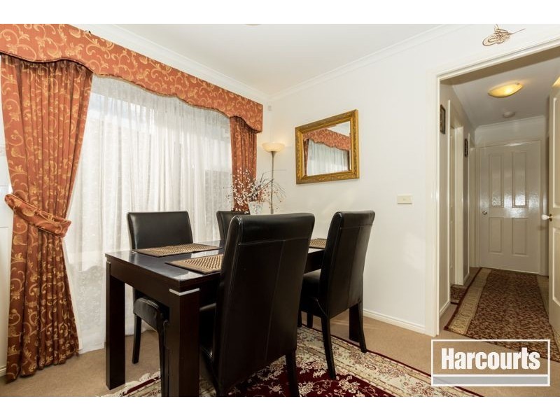 19 Fishburn Place, Cranbourne West VIC 3977
