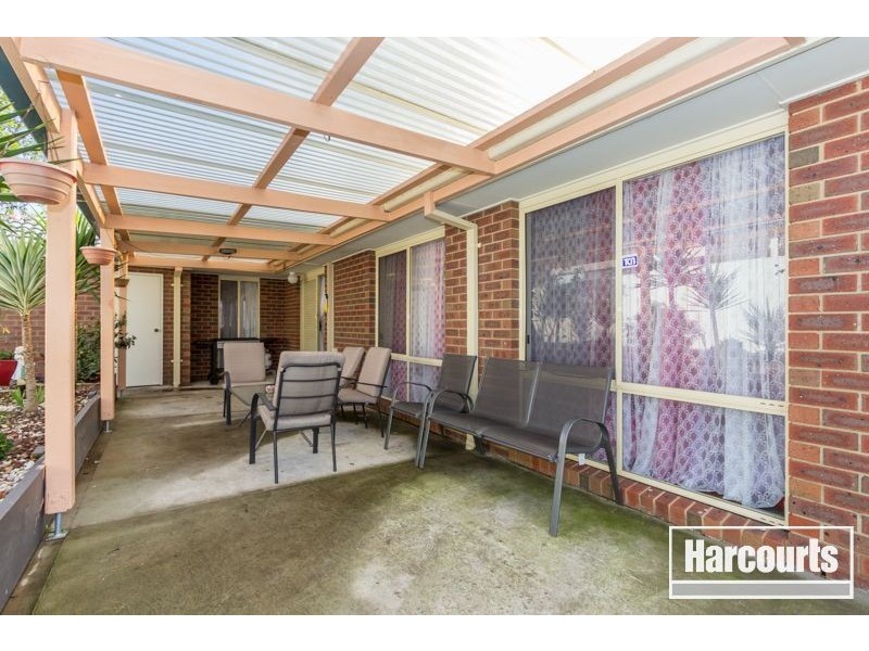 19 Fishburn Place, Cranbourne West VIC 3977
