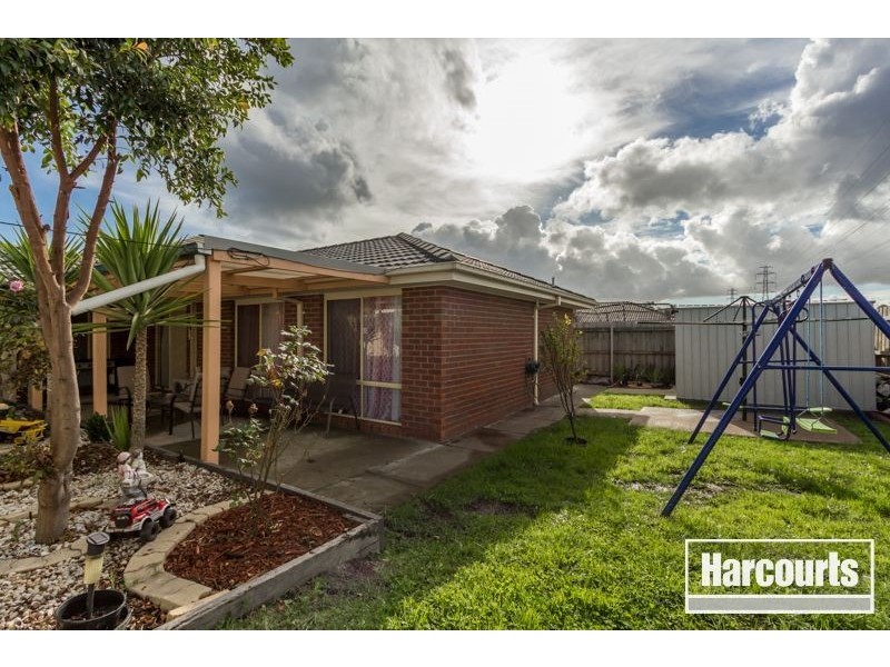 19 Fishburn Place, Cranbourne West VIC 3977