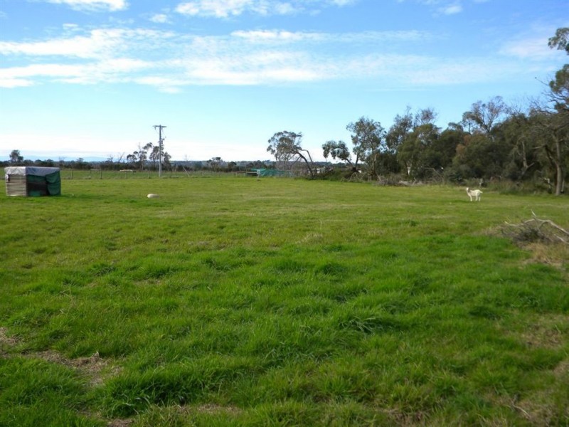 Lot 2/ 411 North Yannathan Road, Modella VIC 3816