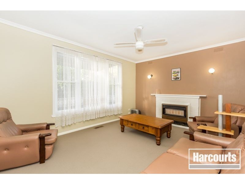 19 Campbell Parade, Cranbourne VIC 3977