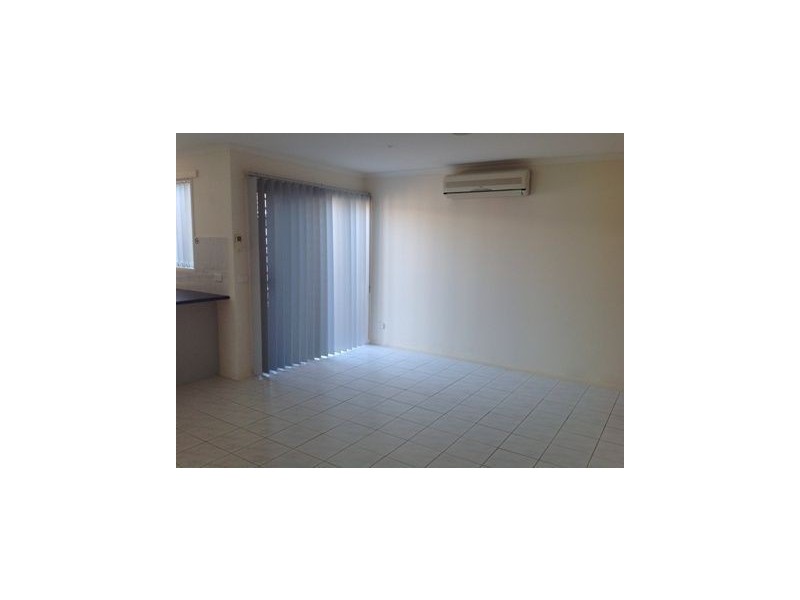 23 Fernisky Drive, Cranbourne East VIC 3977