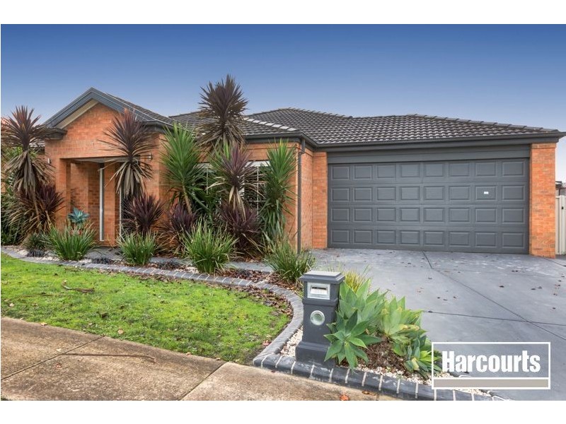 6 Kennels Lane, Cranbourne East VIC 3977