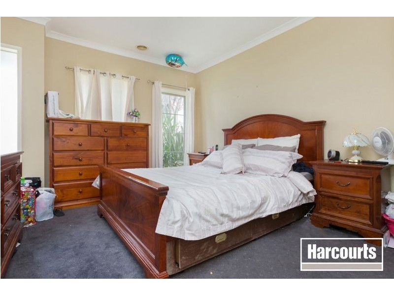 6 Kennels Lane, Cranbourne East VIC 3977