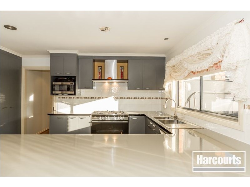 12 Tuscan Court, Lyndhurst VIC 3975