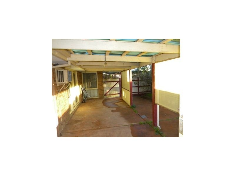 3 Bates Street, Cranbourne VIC 3977