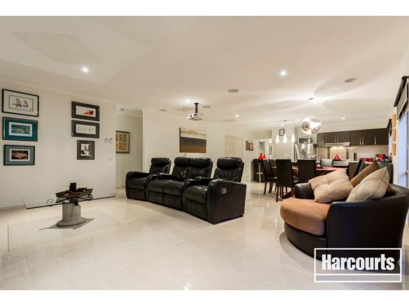 75 Sabel Drive, Cranbourne North VIC 3977