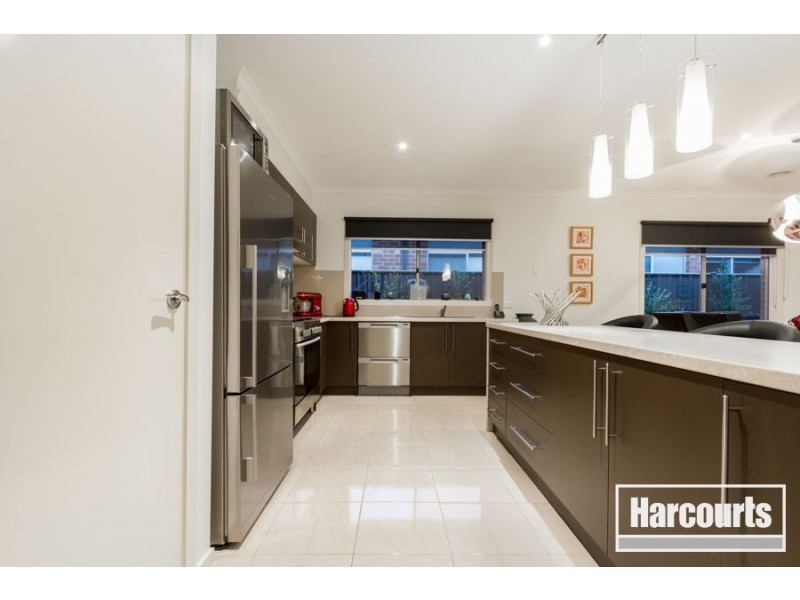 75 Sabel Drive, Cranbourne North VIC 3977