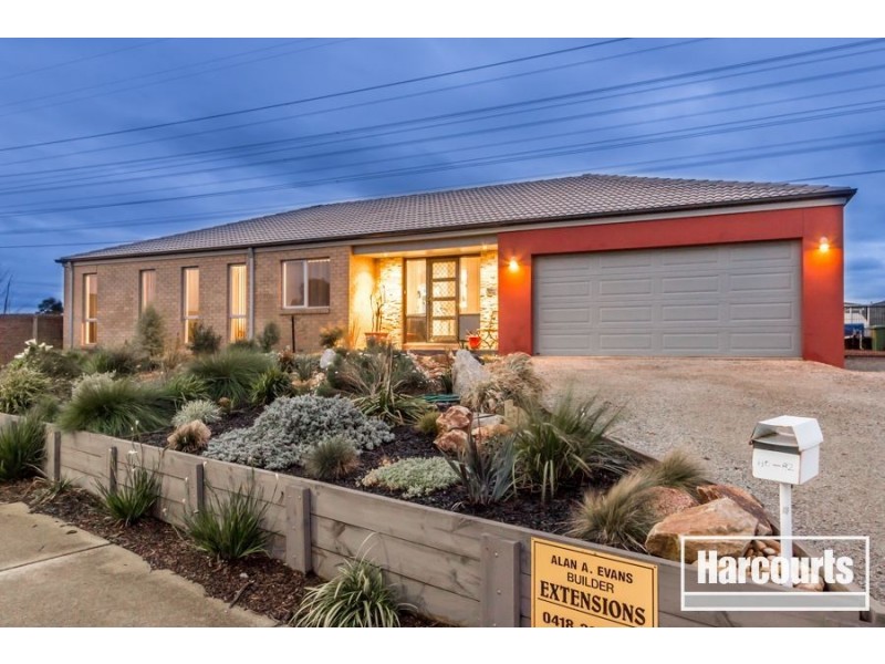 80 Scarborough avenue, Cranbourne VIC 3977