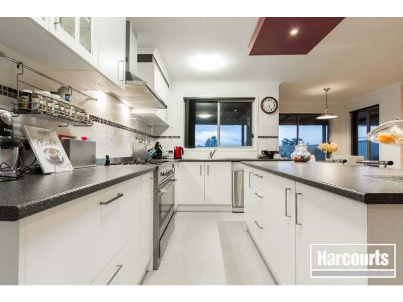 80 Scarborough avenue, Cranbourne VIC 3977