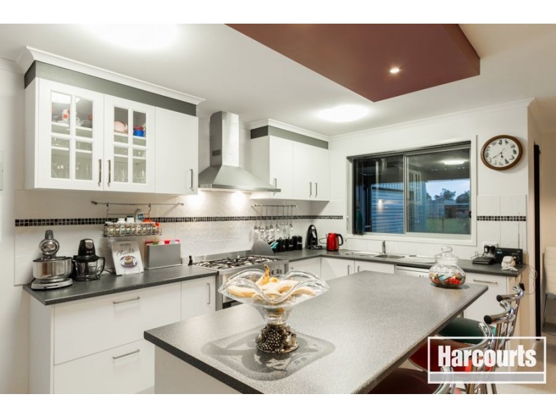 80 Scarborough avenue, Cranbourne VIC 3977