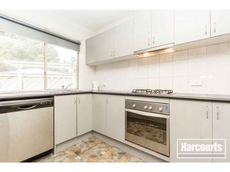 3/3 Lachlan Close, Cranbourne North VIC 3977