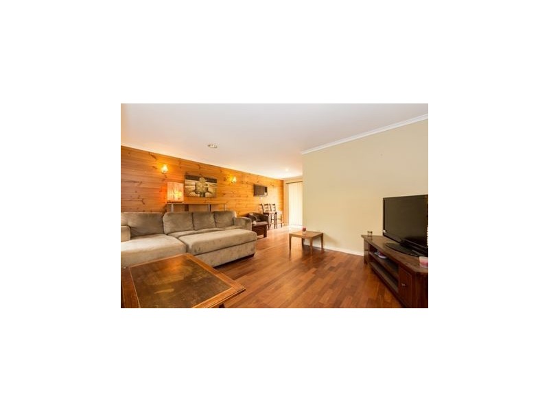 3 Gillespie Court, Cranbourne North VIC 3977