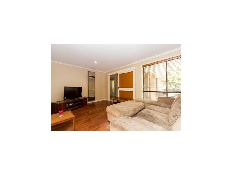 3 Gillespie Court, Cranbourne North VIC 3977