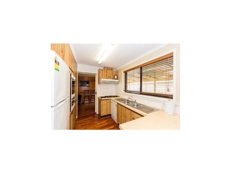 3 Gillespie Court, Cranbourne North VIC 3977