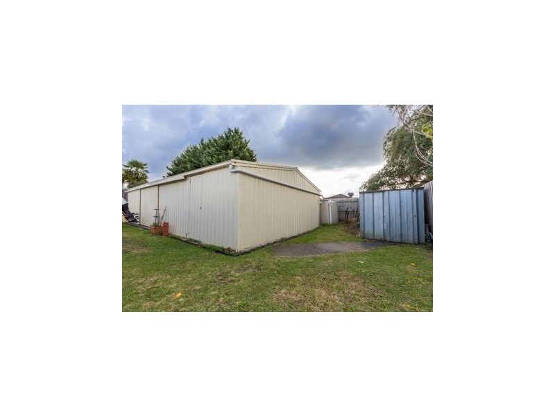 3 Gillespie Court, Cranbourne North VIC 3977