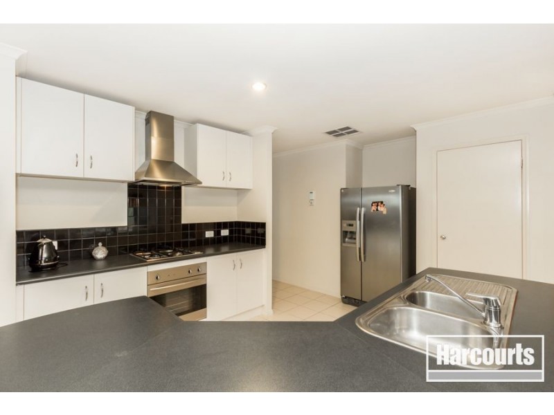 23 Briarcrest Drive, Cranbourne East VIC 3977