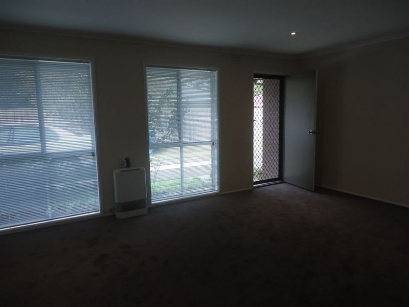 2/7 Alexander Street, Cranbourne VIC 3977