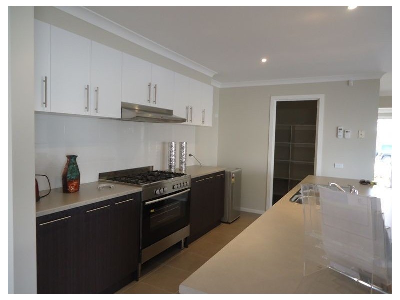 62 Fairhaven Blvd, Cranbourne West VIC 3977