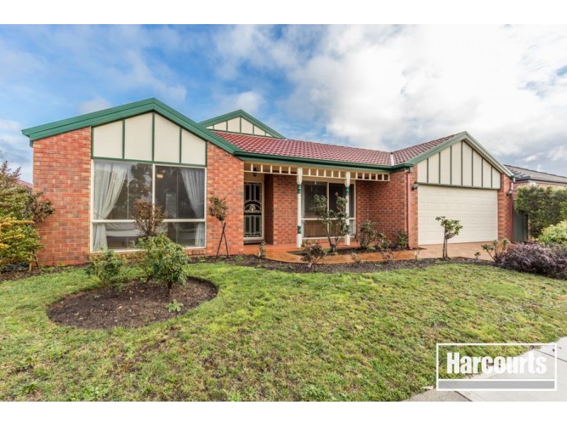 23 Hunt Club Blvd, Cranbourne East VIC 3977