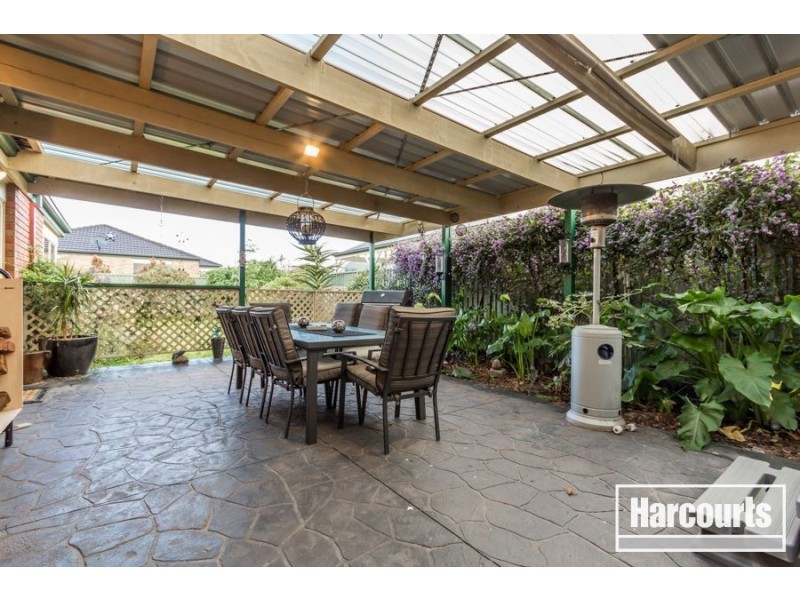 23 Hunt Club Blvd, Cranbourne East VIC 3977