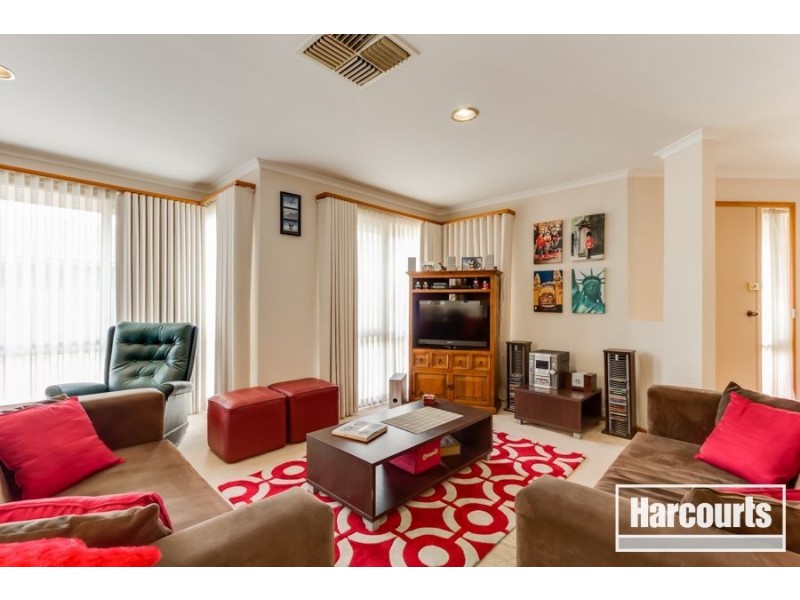 12 Rebecca Court, Cranbourne VIC 3977