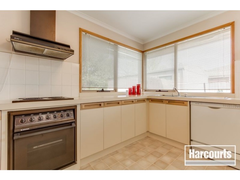 12 Rebecca Court, Cranbourne VIC 3977