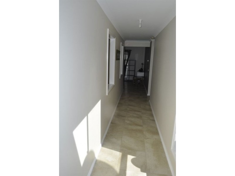 1 Calais circuit, Cranbourne West VIC 3977