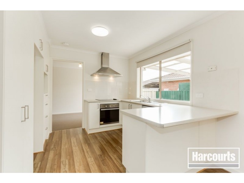 8 Boomerang Court, Narre Warren South VIC 3805