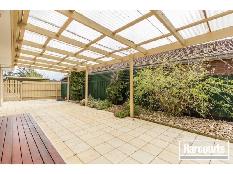 8 Boomerang Court, Narre Warren South VIC 3805