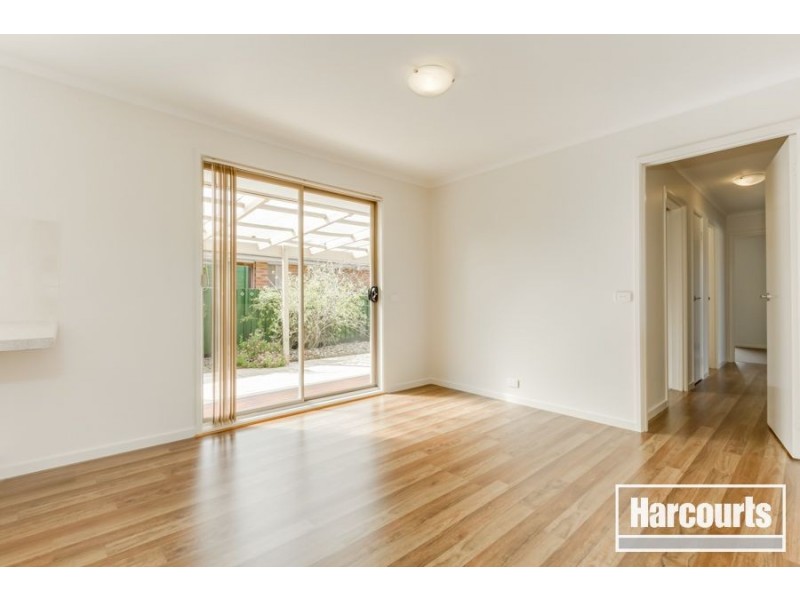 8 Boomerang Court, Narre Warren South VIC 3805