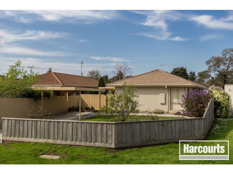 8 Boomerang Court, Narre Warren South VIC 3805