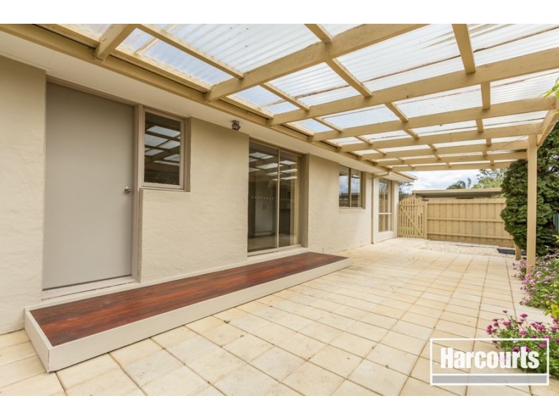 8 Boomerang Court, Narre Warren South VIC 3805