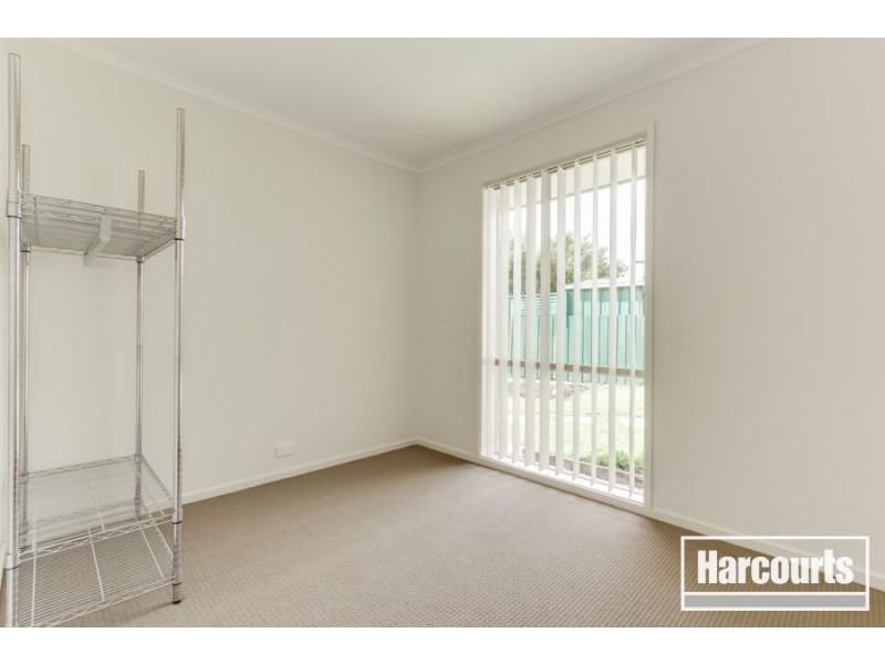 8 Boomerang Court, Narre Warren South VIC 3805