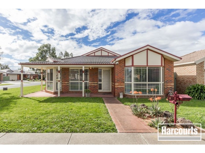 24 Hunt Club Boulevard, Cranbourne East VIC 3977