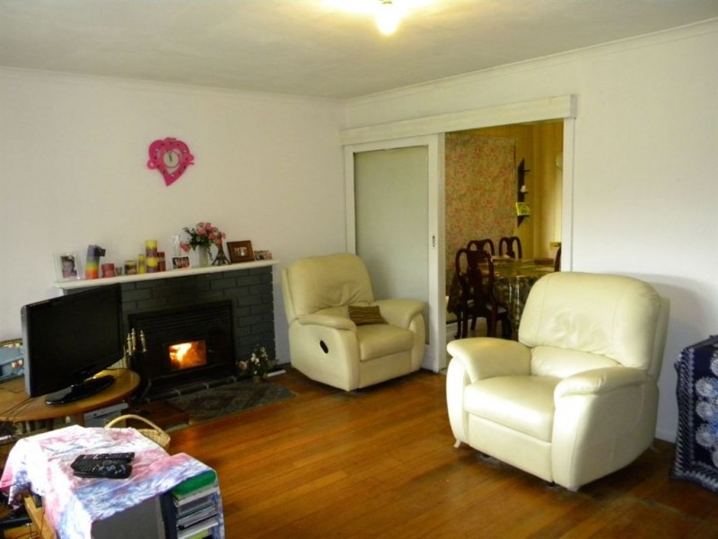 28 Harry Street, Cranbourne VIC 3977