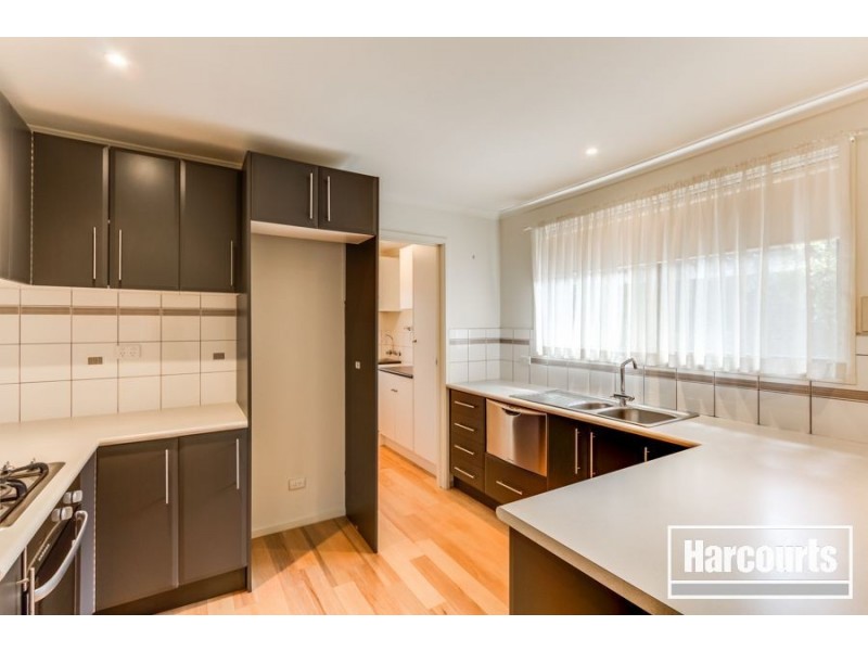 2/9 Alexander Street, Cranbourne VIC 3977